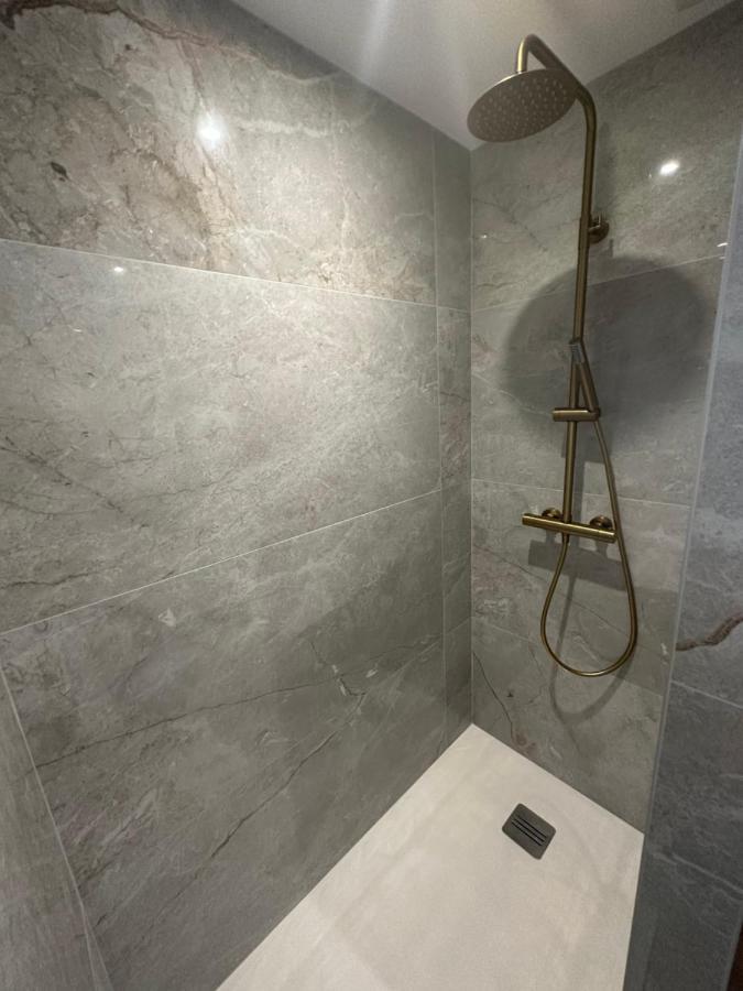 Appartement Neuf Contemporain Lourdes Exterior foto